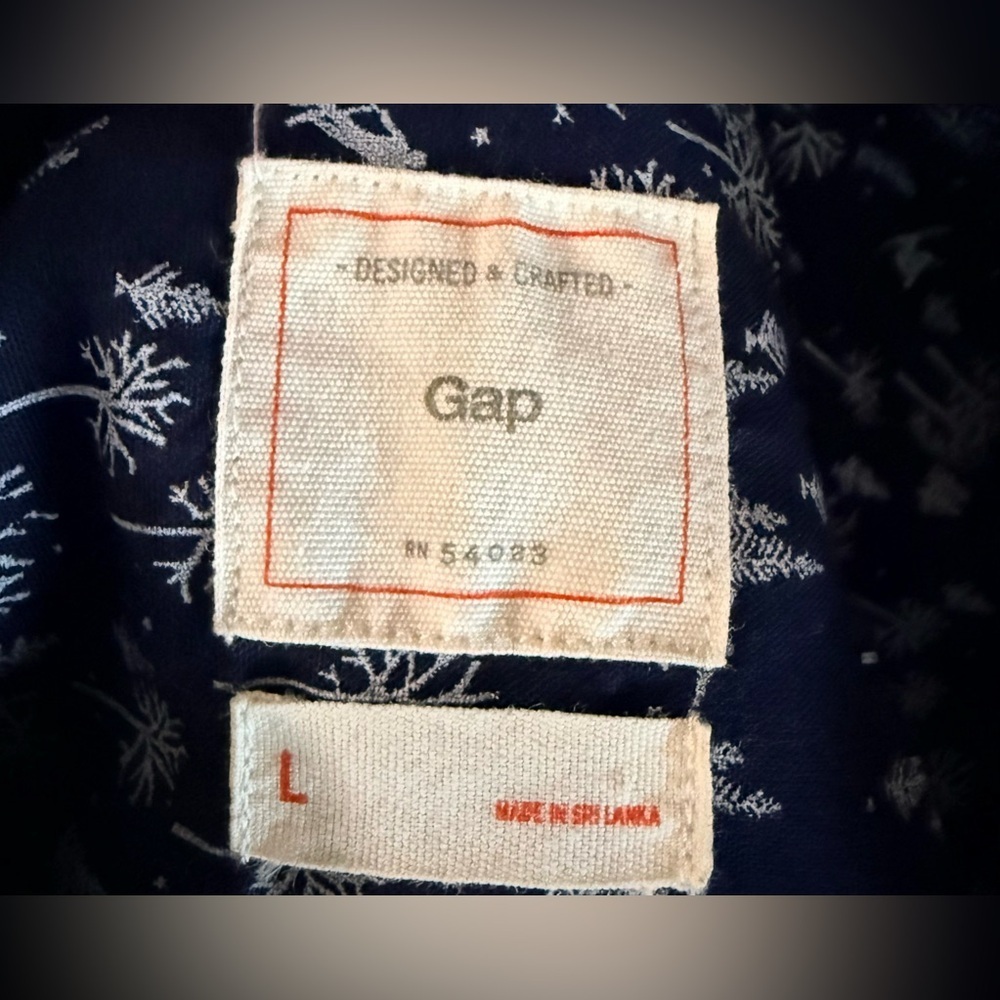 Gap preppy Navy Winter Ski all over print button front 100% Cotton shirt Large - Picture 8 of 9